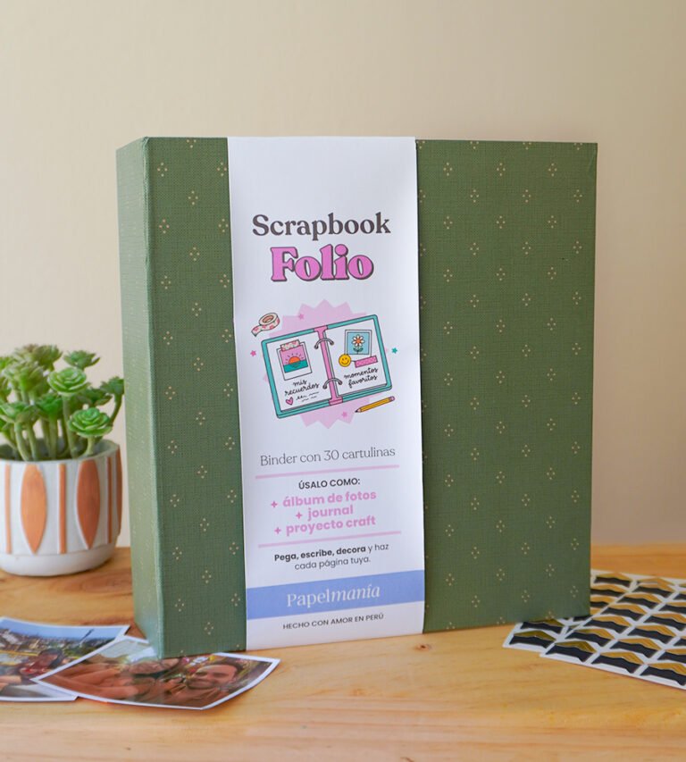 Scrapbook Folio - Roble
